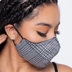 Curvy Sense Face Masks Washable Fitted & Adjustable Woven Face Mask - Gingham Black