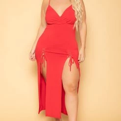 Curvy Sense Back In Stock Plus Size Melissa M-Slit Dress - Red
