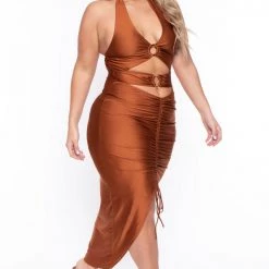 Curvy Sense Party Shop Plus Size Charlize Halter Dress - Rust 11 Curvy Sense Party Shop Plus Size Charlize Halter Dress - Rust