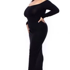 Curvy Sense Plus Size Off The Shoulder Maxi Dress - Black Little Black Styles