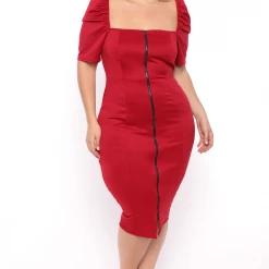 Curvy Sense Plus Size Paulina Exposed Zipper Dress - Red