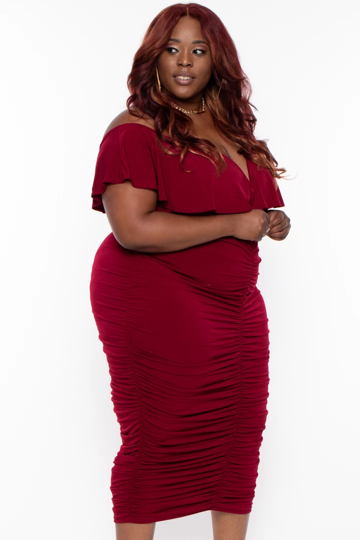 Curvy Sense Plus Size Roni Ruched Bodycon Dress - Burgundy Back In Stock 5 Curvy Sense Plus Size Roni Ruched Bodycon Dress - Burgundy Back In Stock