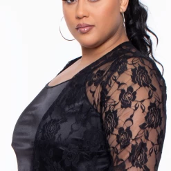 Curvy Sense Plus Size Amaya Lace Night Robe - Black