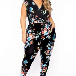 Curvy Sense Plus Size Rosewood Print Jumpsuit - Black