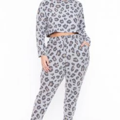 Curvy Sense Sets Plus Size Nisha Leopard Lounge Set - Gray