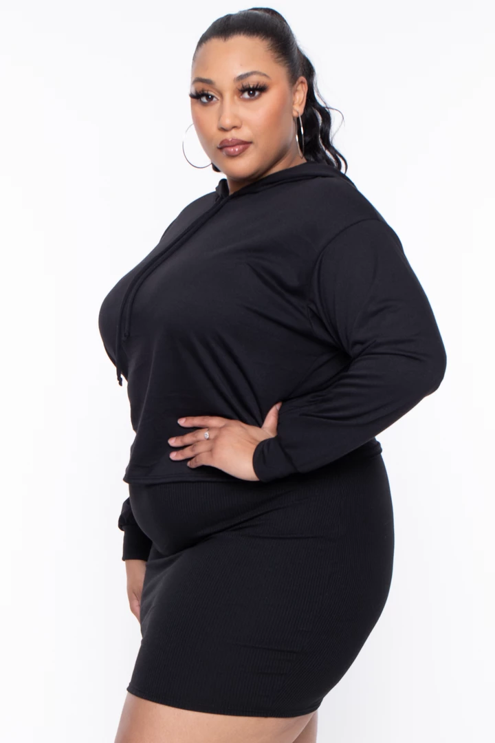 Curvy Sense Essential Mix Plus Size Essential Cropped Hoodie - Black 6 Curvy Sense Essential Mix Plus Size Essential Cropped Hoodie - Black