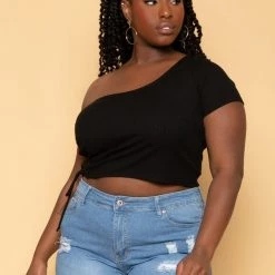 Curvy Sense Plus Size Asymmetric Ribbed Crop Top - Black Tops