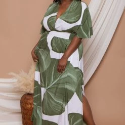 Ricarica Plus Size Kalea Tropical Maxi Dress - Green