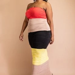 The Curve LA Plus Size Raeni Ruched Bodycon Dress - Coral