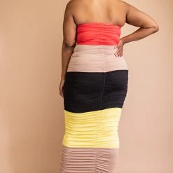 The Curve LA Plus Size Raeni Ruched Bodycon Dress - Coral